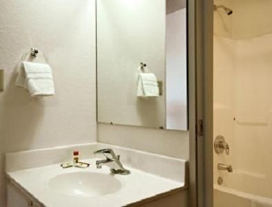 Days Inn By Wyndham Warsaw Rum bild